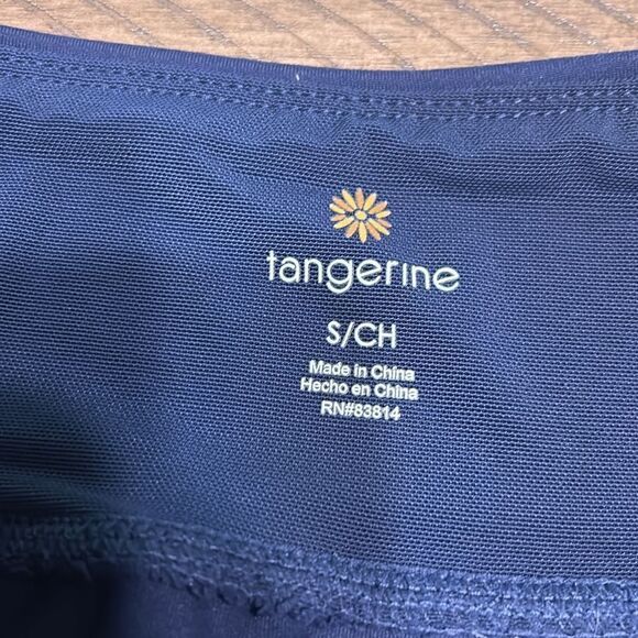 NWT Tangerine Capri leggings size small - Picture 6 of 13